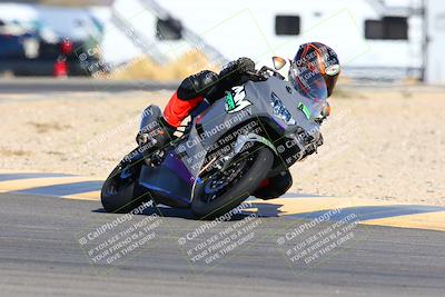 media/Jan-08-2022-SoCal Trackdays (Sat) [[1ec2777125]]/Turn 16 Set 2 (1115am)/